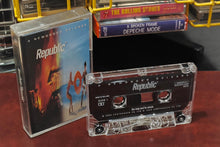Carica l'immagine nel visualizzatore di Gallery, New Order - "Republic" (original 1993 press)
