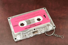 Load image into Gallery viewer, Audiocassette keychain (Lucio Battisti, Patti Smith, Pink Floyd, Blues Brothers)
PRE-ORDER NOW, OUT SEPTEMBER 10TH
