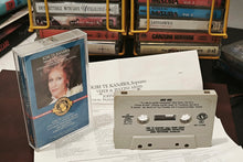 Charger l'image dans la galerie, Kiri Te Kanawa avec le London Philharmonic - « Airs de Verdi et Puccini » (pressage original de 1983)
