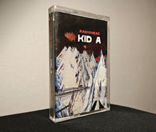 Carica l&#39;immagine nel visualizzatore di Gallery, Radiohead - &quot;Kid A&quot; (original 2000 press, sealed, VERY RARE)
