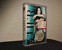 Load image into Gallery viewer, Cher &quot;It&#39;s a man&#39;s world&quot; (original 1995 press, SEALED)
