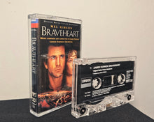 Carica l&#39;immagine nel visualizzatore di Gallery, James Horner - &quot;Braveheart original soundtrack&quot; (original 1995 press)
