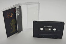 Load image into Gallery viewer, RAMONES - BUZZ OFF! LIVE AT CHATEAU NEUF, OSLO, NORWAY 1980 (UK import)
