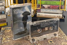 Carica l&#39;immagine nel visualizzatore di Gallery, Procol Harum - &quot;The prodigal stranger&quot; (original 1991 press)
