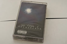 Carica l'immagine nel visualizzatore di Gallery, LL Cool J - "Phenomenon" (Original 1997 pressing, SEALED)
