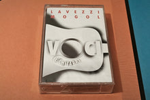 Carica l'immagine nel visualizzatore di Gallery, Mario Lavezzi - "Voci e chitarre" (Original 1997 pressing, SEALED)

