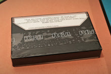 Carica l'immagine nel visualizzatore di Gallery, Hot Tuna - "Burgers" (SEALED)
