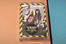 Charger l'image dans la galerie, The Rolling Stones - "No Security, Live From The Bridges Of Babylon Tour" (Pressage original de 1998, SCELLE)
