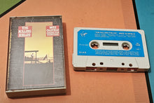 Carica l'immagine nel visualizzatore di Gallery, Mike Oldfield - "The Killing Fields" (Original film Soundtrack, 1984 pressing)
