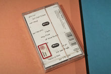 Carica l'immagine nel visualizzatore di Gallery, Toto - "Kingdom of desire" (Original 1992 pressing, SEALED)
