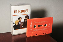 Charger l'image dans la galerie, U2 - "October" (pressage original 1981, RARE)
