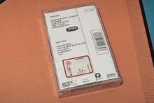 Carica l'immagine nel visualizzatore di Gallery, U2 - "War" (french 1985 pressing, SEALED)
