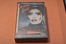 Carica l'immagine nel visualizzatore di Gallery, Loredana Bertè - "Savoir faire" (Original 1984 pressing, SEALED)
