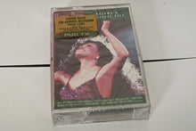 Carica l'immagine nel visualizzatore di Gallery, Diana Ross - "Motown's greatest hits" (Original 1992 pressing, SEALED)
