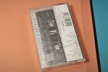 Charger l'image dans la galerie, Jimmy Cliff - "Breakout" (pressage italien original de 1992, RARE)
