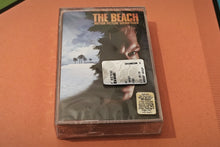 Charger l'image dans la galerie, The Beach (Motion Picture Soundtrack) Moby, Blue, All Saints, Underworld, New Order and many others (Original 2000 pressing, SEALED)
