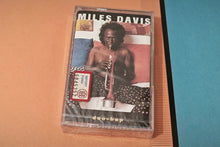 Load image into Gallery viewer, Miles Davis - "Doo-Bop" (original 1992 pressing, SEALED)
