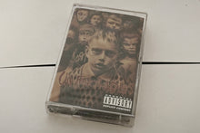Carica l'immagine nel visualizzatore di Gallery, Korn – "Untouchables" (Original 2002 pressing, SEALED)
