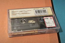 Carica l'immagine nel visualizzatore di Gallery, Backstreet Boys - "Backstreet's back" (Original 1997 pressing, SEALED)
