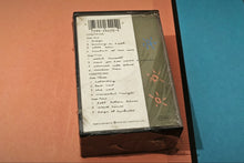 Carica l'immagine nel visualizzatore di Gallery, Eric Clapton - "24 Nights" (Double cassette, Original 1991 pressing)
