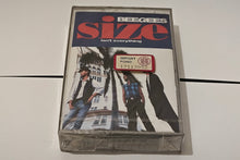 Load image into Gallery viewer, Bee Gees - "Size isn't everything" (original 1993 pressing, SEALED)
