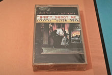 Carica l'immagine nel visualizzatore di Gallery, Elton John - "Don't shoot me I'm only the piano player" (SEALED)
