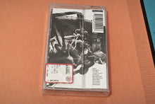 Charger l'image dans la galerie, Massive Attack - "Mezzanine" (Original 1998 pressing, SEALED, RARE)
