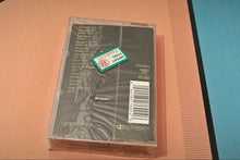 Carica l'immagine nel visualizzatore di Gallery, Elton John - "Don't shoot me I'm only the piano player" (SEALED)
