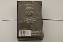 Carica l'immagine nel visualizzatore di Gallery, Paul Simon – "Paul Simon's Concert In The Park" (Original 1991 pressing, DOUBLE CASSETTE; SEALED)
