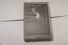 Carica l'immagine nel visualizzatore di Gallery, Bob Dylan - "Down in the groove" (Original 1988 pressing, SEALED)
