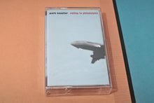 Carica l'immagine nel visualizzatore di Gallery, Mark Knopfler - "Sailing to Philadelphia" (Original 2000 pressing, SEALED)
