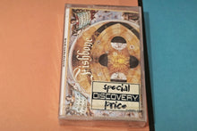 Carica l'immagine nel visualizzatore di Gallery, Fishbone - "Give a monkey a brain... and he'll swear he's the center of the universe" (original 1993 pressing, SEALED)
