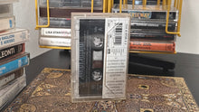 Load image into Gallery viewer, Roberto Vecchioni - &quot;El Bandolero stanco&quot; (original 1997 press)

