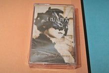 Charger l'image dans la galerie, Enigma - "The Screen Behind The Mirror" (pressage original 2000, SCELLE)
