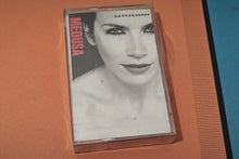 Carica l'immagine nel visualizzatore di Gallery, Annie Lennox - "Medusa" (original 1995 pressing, SEALED)
