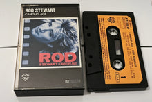Carica l'immagine nel visualizzatore di Gallery, Rod Stewart - "Camouflage" (Original 1984 pressing)
